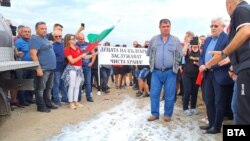 Министърът на земеделието Кирил Вътев се срeща с протестиращите зърнопроизводители