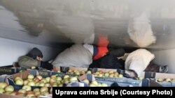 Криумчарење на мигранти во Србија 