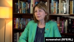 Kathleen Kavalec, ambasadoarea SUA în România, crede că în acest an superelectoral, Rusia va căuta să influențeze orice alegeri poate influența, în țările democratice sau „neprietenoase”. 