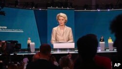 Настоящата председателка на Европейската комисия Урсула фон дер Лайен, говори по време на предизборно събитие в Европейския парламент в Брюксел, 9 юни 2024 г. 