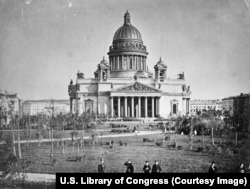 A Szent Izsák-székesegyház Szentpéterváron