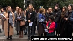 Centar za ženska prava u ime revolta zbog niske kazne za smrt Zirmite Nerde, ispred Višeg suda u Podgorici, decembar 2023.