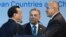 Li Ko-csiang korábbi kínai miniszterelnök, Orbán Viktor és Bojko Boriszov korábbi bolgár miniszterelnök 2017. november 27-én Budapesten