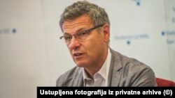 Vesko Garčević navodi da ideja o podjeli Zapadnog Balkana po nacionalnim linijama nije nova. Ona postoji posljednjih desetak, petnaest godina.