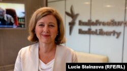 Vicepreședinta Comisiei Europene pentru Valori și Transparență, Vera Jourova, a confirmat că patru publicații rusești au fost interzise în Uniunea Europeană.