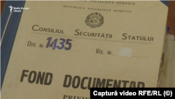 Sute de dosare ale informatorilor vor rămâne sub lacăt dacă se interpretează regulamentul de verificare.