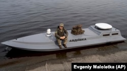 ახალი დრონი Sea Baby „ავდიივკა“ წყალზე, უკრაინის უსაფრთხოების სამსახურის პრეზენტაციაზე კიევის ოლქში, 2024 წლის 5 მარტი