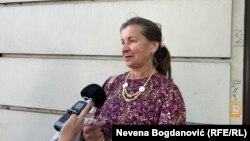 Karmela iz Beograda kaže da na lokalne izbore izlazi kako bi "nagradila" predsednika Srbije Aleksandra Vučića.