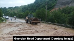 მიწის ჩამოწოლა რიკოთზე, 22 ივნისი