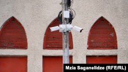 Китайски камери за наблюдение в столицата на Грузия - Тбилиси.