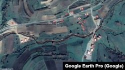 Në nëntor të vitit 2022 u pa se aty janë ndërtuar shtatë objekte të reja të lojërave të fatit, të cilat i kanë dyert e hapura çdo ditë.