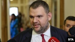 Санкционираният за корупция по глобалния закон "Магнитски" депутат от ДПС Делян Пеевски