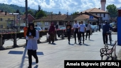 Pokrivene žene u centru Novog Pazara, 1. septembar 2023.