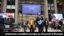 Ursula von der Leyen és Charles Michel a brüsszeli EU–Nyugat-Balkán-csúcstalálkozón 2023. december 13-én