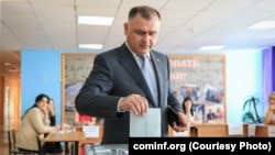 ოკუპირებული ცხინვალის რეგიონის დე ფაქტო პრეზიდენტი ალან გაგლოევი ხმას აძლევს 2024 წლის 9 ივნისის ე.წ. საპარლამენტო არჩევნებში