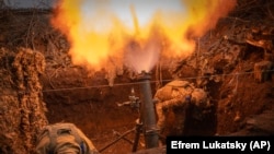 Украинските војници на фронтот продолжуваат да се борат и покрај недостигот од оружје и опрема