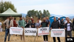 Протестиращите зърнопроизводители при Долни Богров