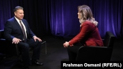 Американскиот претставник за Западен Балкан, Габриел Ескобар, за време на интервју за РСЕ, Приштина, 15 март.