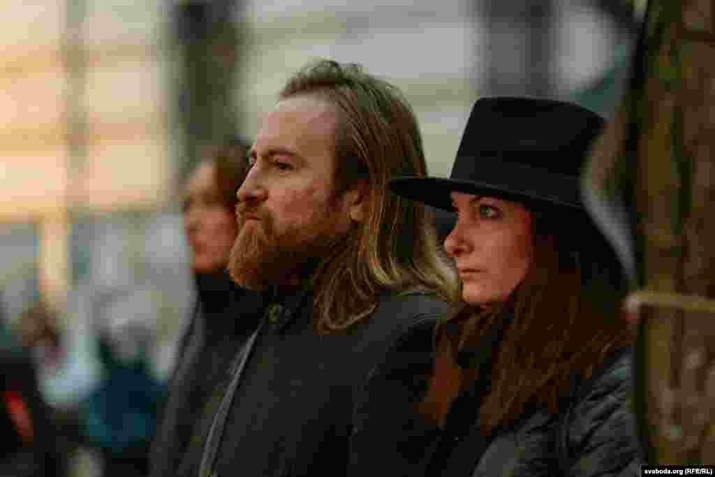 Belarusz száműzöttek a vilniusi megemlékezésen