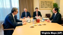 Takimi midis kryeministrit të Kosovës, Albin Kurti, dhe presidentit të Serbisë, Aleksandar Vuçiq, nën ndërmjetësimin e zyrtarëve të lartë evropianë, Josep Borrell dhe Mirosllav Lajçak. Bruksel, 27 shkurt 2023. 
