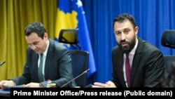 Premijer Kosova Aljbin Kurti i ministar lokalne uprave Eljbert Krasnići