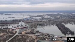 Zonă inundată din regiunea Orenburg, la sud-est de extremitatea sudică a Munților Ural. (AFP PHOTO/Ministerul rus al situațiilor de urgență)