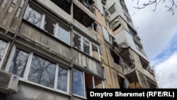 Ілюстраційне фото. Наслідки обстрілу Росією Херсона, лютий 2023 року