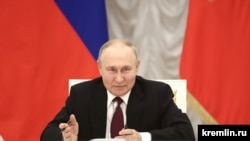 Владимир Путин, Русија, Москва