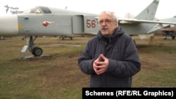 Valeri Romanenko, un important cercetător asociat la Muzeul de Stat al Aviației Ucrainene.