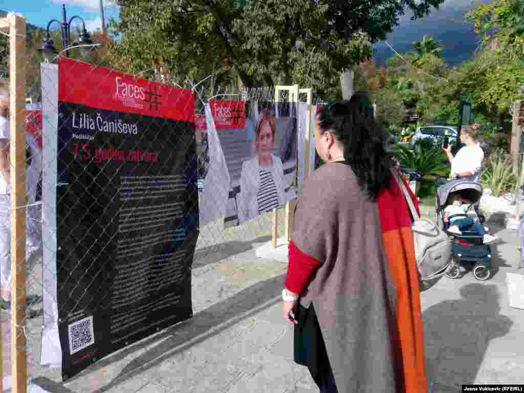 Nakon što je obišla panoe, Ana iz Podgorice kaže da je za te ljude i njihove biografije čula prvi put.&nbsp; &quot;Kad ovo pročitate, shvatite da smo i mi u sličnoj istuaciji, samo što ljudi još uvijek nisu u zatvorima. Možda zato što se ne borimo. Da se borimo, vjerovatno bi i mi&nbsp; isto bili&quot;, kaže Ana za RSE.&nbsp;