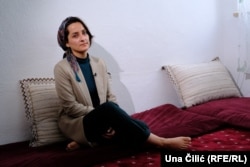 Fariba Aram je u Afganistanu radila za Tolo News. Danas u Njemačkoj uči jezik i nada se nastavku karijere