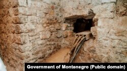 Probijen tunel kroz temelje Višeg suda