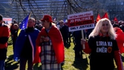 Protest u Hagu: ’Sudi se ljudima koji su se borili za slobodu’