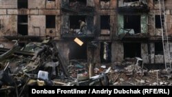 Pallati i bombarduar nga Rusia në Krivi Rih.