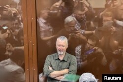 Ruski nacionalistički kritičar Kremlja i bivši vojni komandant Igor Girkin na sudskom ročištu u Moskvi, 21. jul 2023.