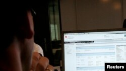 Da svi funkcioneri u Crnoj Gori, kao i sudije i tužioci, imaju razlog za brigu, smatra Dejan Milovac iz Mreže za afirmaciju nevladinog sektora, nevladine organizacije koja je prva detektovala potencijalne zloupotrebe (ilustrativna fotografija)