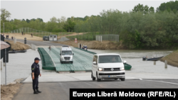 Pod de trecere peste râul Prut