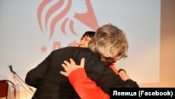 Претседателската кандидатка Билјана Ванковска со лидерот на Левица Димитар Апасиев