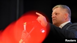 Robert Fico na skupu u okviru predizborne kampanje u gradu Banovce nad Bebravou, Slovačka, 14. septembra 2023.