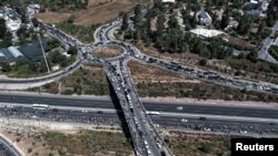 Veliki broj Izraelaca maršira ka Jerusalimu, 22. juli.