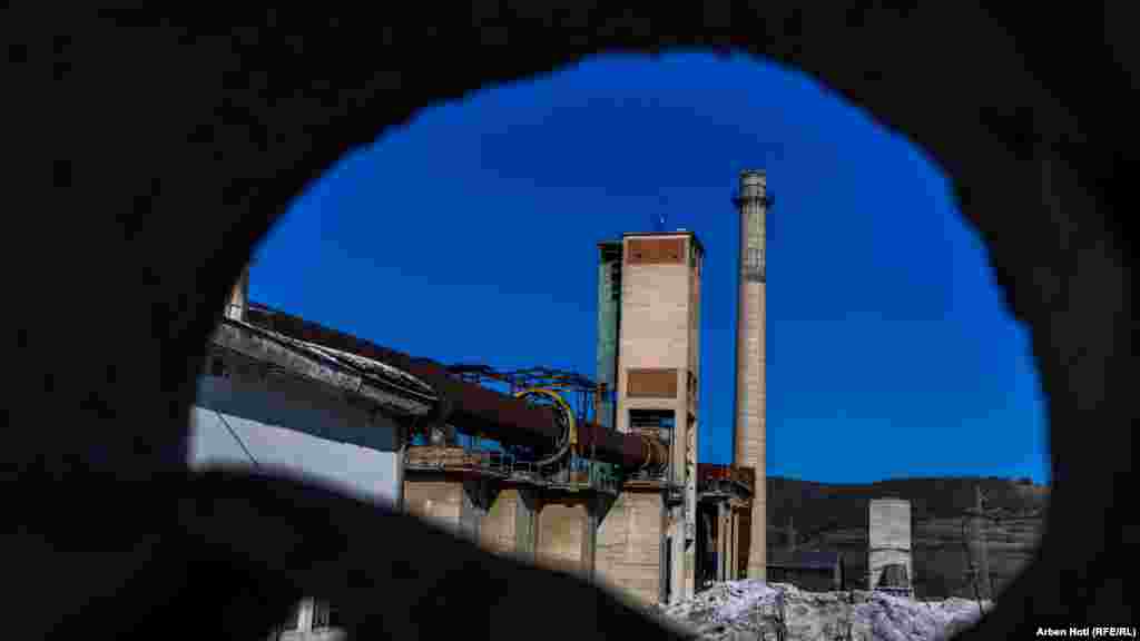 Objekti ku bëhej përpunimi i magnezitit.