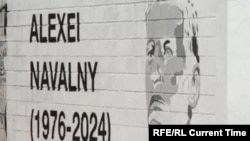 Fali festmény Buenos Airesben Alekszej Navalnij emlékére