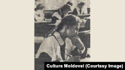 Cu „j” sau cu „dj”? Compunere la literatură. „Cultura Moldovei”, 31 mai 1964. 