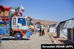 Oko 800.000 Afganistanaca je deportovano ili se dobrovoljno vratilo u Afganistan od početka velike pakistanske akcije protiv izbjeglica u novembru 2023. godine.