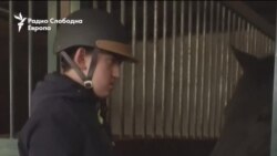 Терапија со коњи за децата со аутизам 