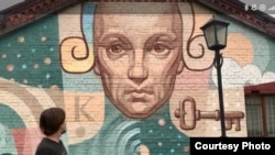 Graffitti cu Immanuel Kant, la Kaliningrad.