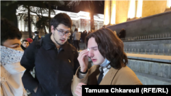 პარლამენტთან აქციაზე დაზარალებული ბაქარ აბულაძე