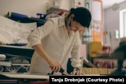 Podrška okoline je važna kako bi devojka mogla da izabere da se bavi elektronikom ili programiranjem, smatra Popović.