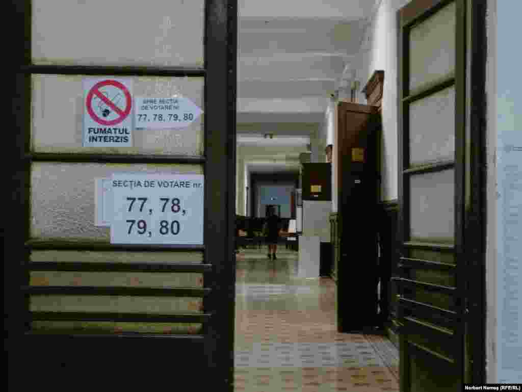 &bdquo;Fiecare are ideologia lui politică, fiecare, probabil, studiază ceea ce vrea să voteze și ceea ce vrea să schimbe, așa că este important să-ți urmezi intuiția&rdquo;.