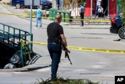 პოლიცია ეძებს კაცს, რომელმაც ინსტაგრამის პირდაპირ ეთერში მოკლა ცოლი. ბოსნია. 2023 წლის აგვისტო.